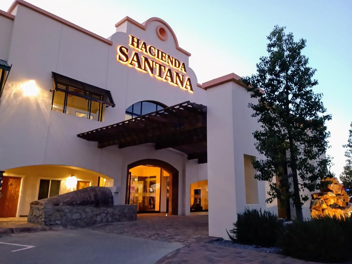 Hotel Hacienda Santana Tecate Exterior photo